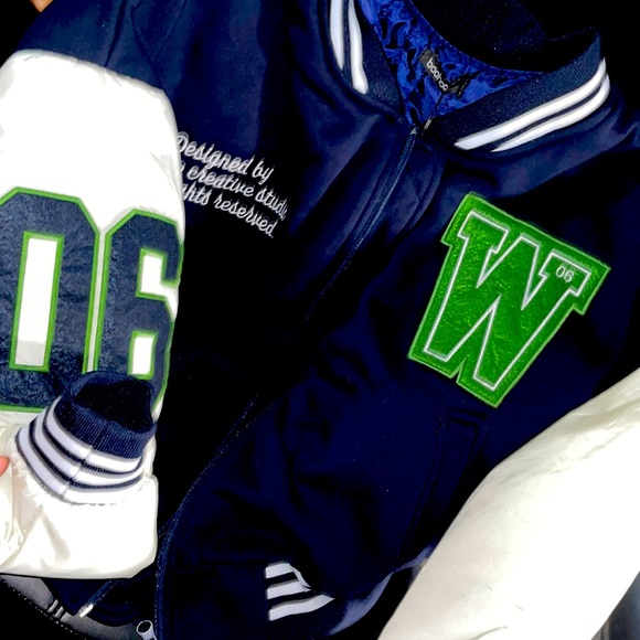 Women Crop Contrast Sleeve Varsity Jacket size XL - Picture 2 of 5